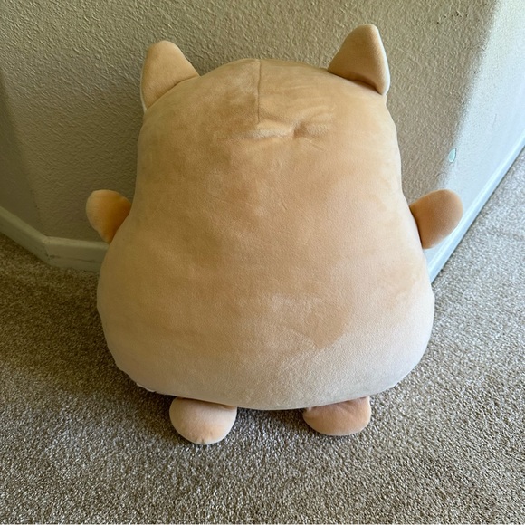 Corgi squishmallow - Picture 2 of 2